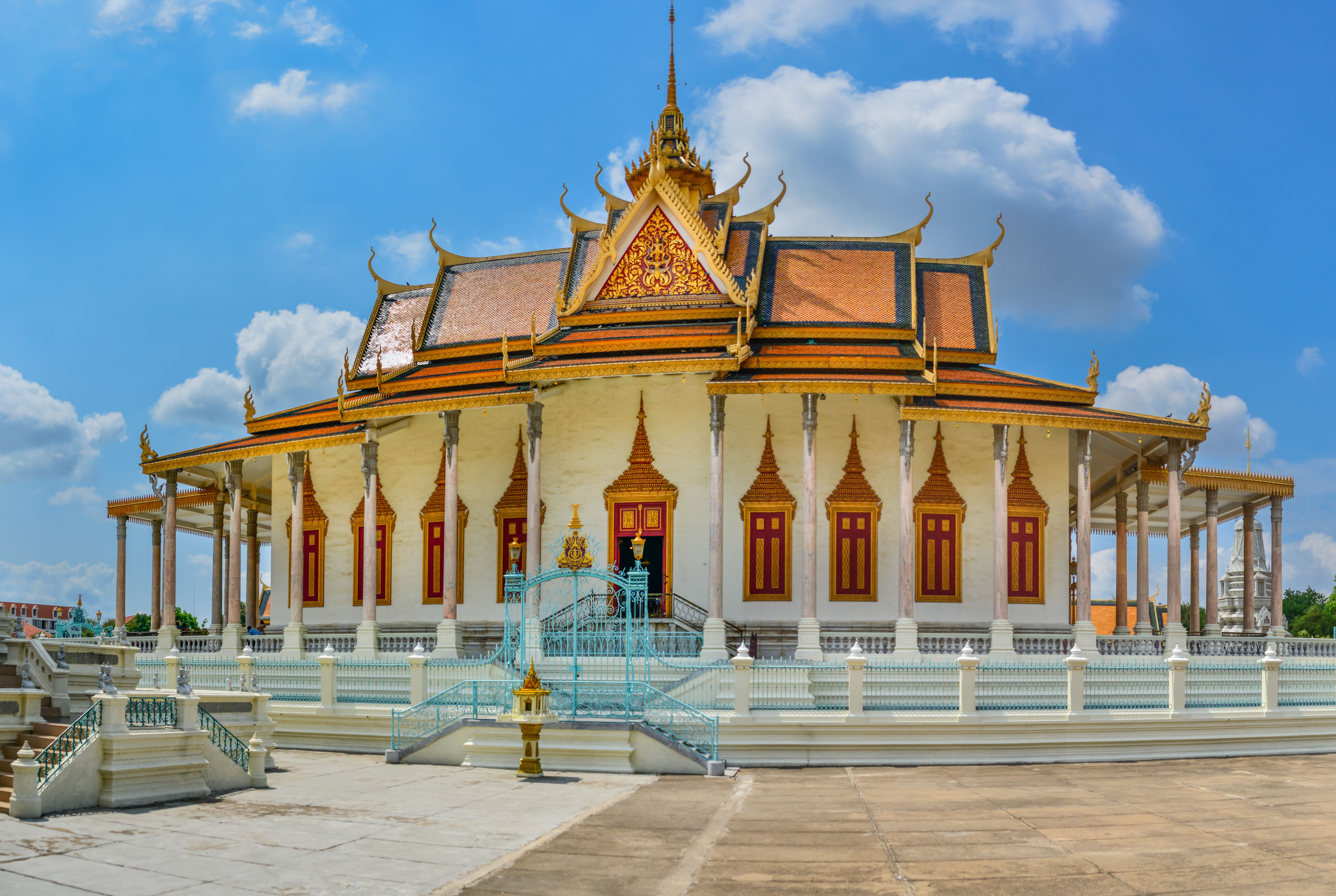 Cambodia minimum wage, Cambodia payroll, Cambodia salary, Cambodia EOR, Traditional architecture of the Royal Palace in Cambodia