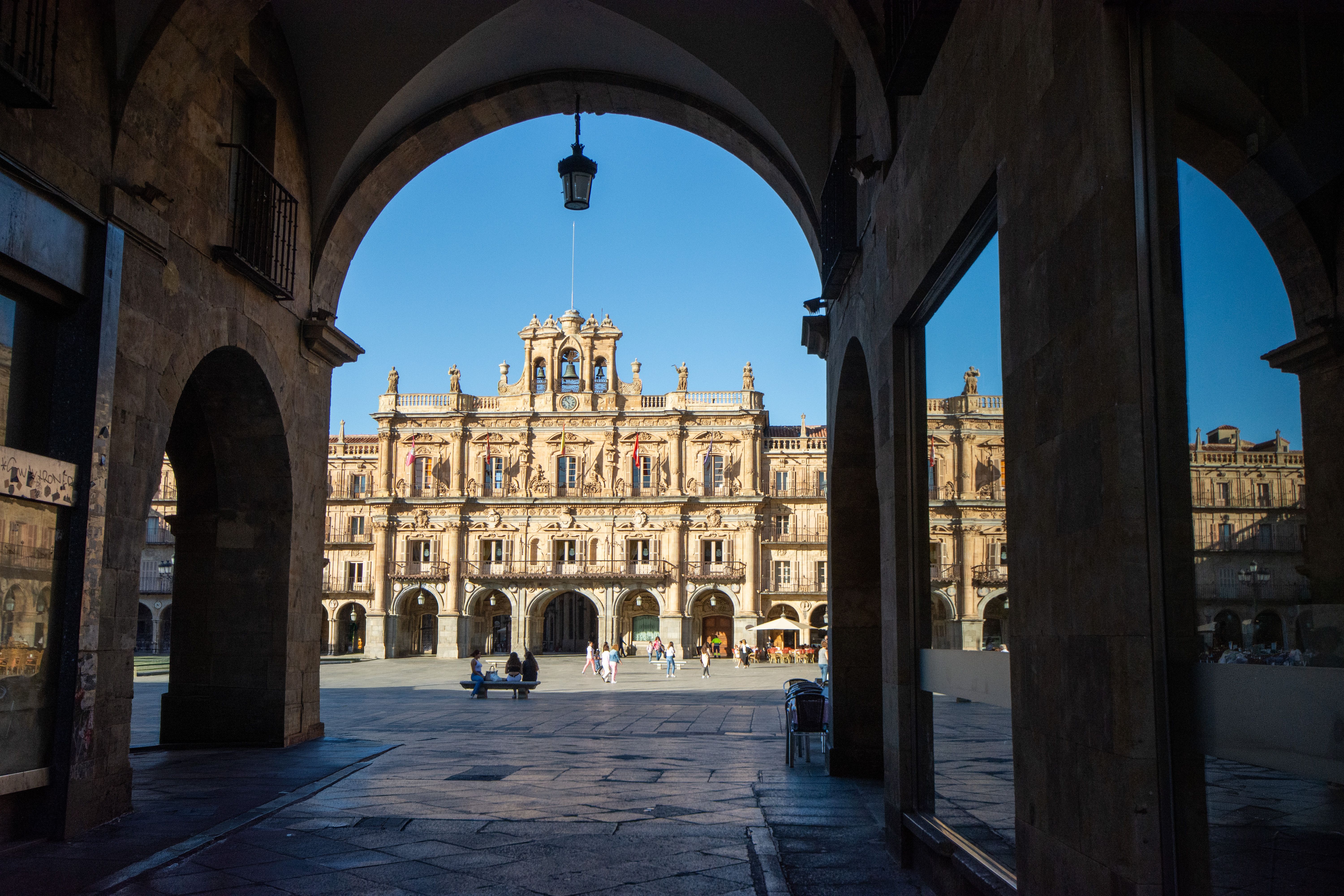 Spain Labour laws, Hiring Employees in Spain, Spain minimum wage 2026